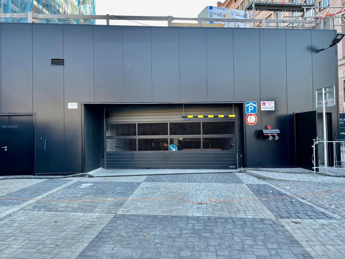 Central Stay ブラチスラヴァ エクステリア 写真